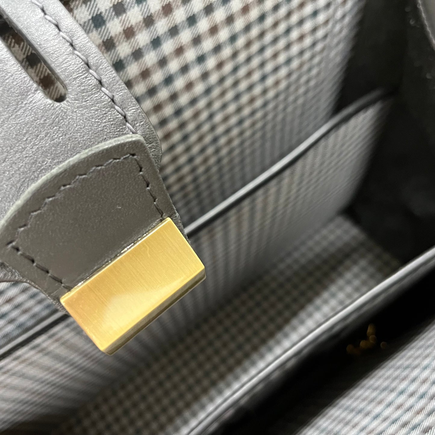 Churchill | Classic Top Frame Leather | Korchmar Lawyers Briefcase | Black and Tan