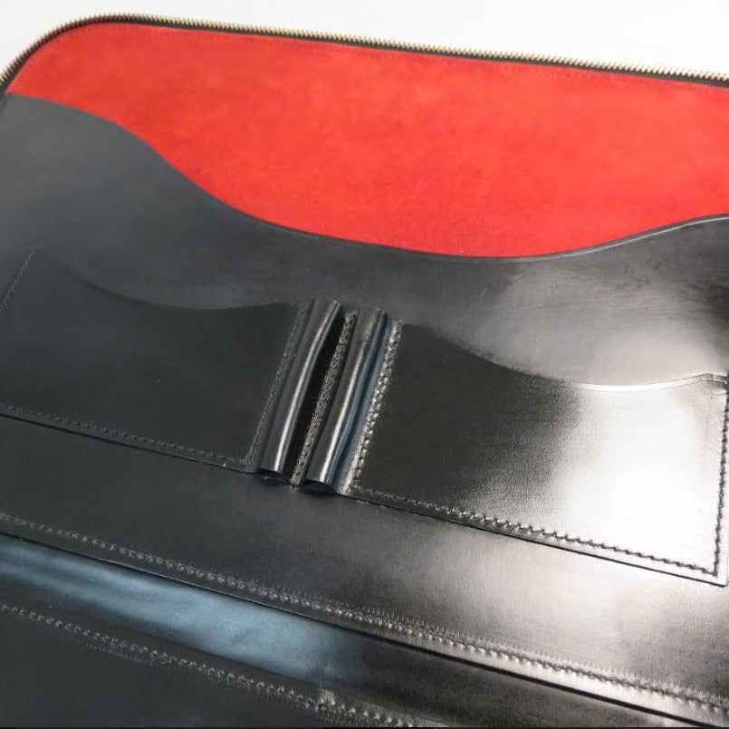 Zip Around Portfolio with Lock | English Bridle Hide | Suede Lining | Interior Pockets w/ Pen Loop