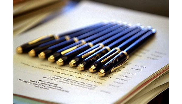 Presidential Pens by Cross Pens | Bespoke Writing Instruments | Custom Pens with Name, Signature, Logo