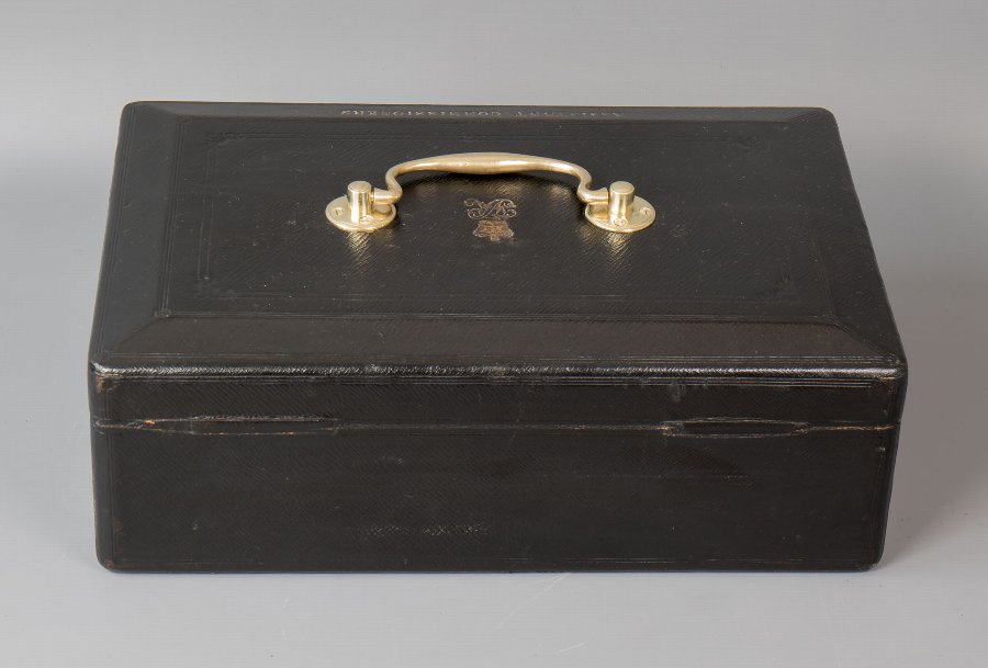 Despatch Red Boxes | Antique Boxes | Despatch Box Replicas | Bespoke Production
