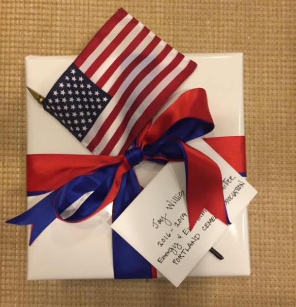 GOLD STAR GIFT No.2: Glass Sculpture Honoring the 19th Amendment