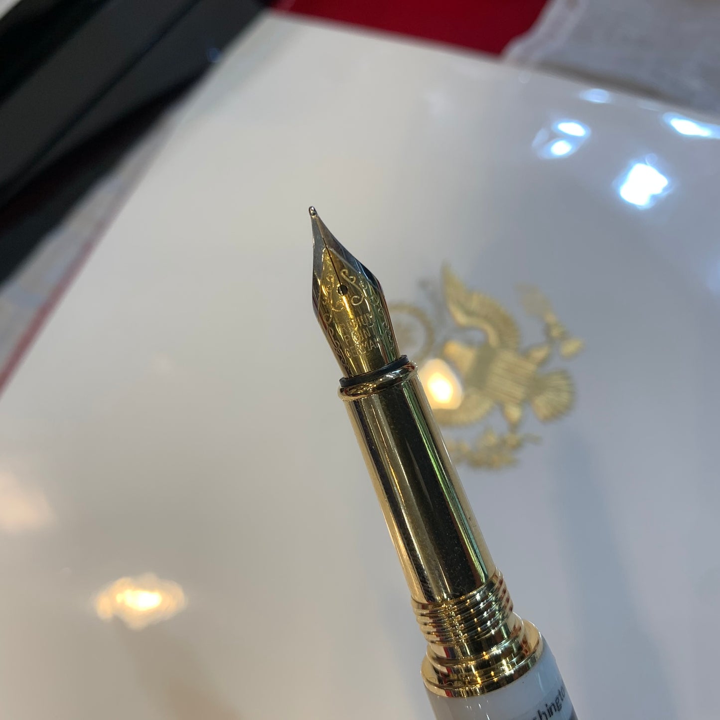 Bespoke Luxury Pens | Patriotic American Fountain Pen | THE GEORGE WASHINGTON FOUNTAIN PEN
