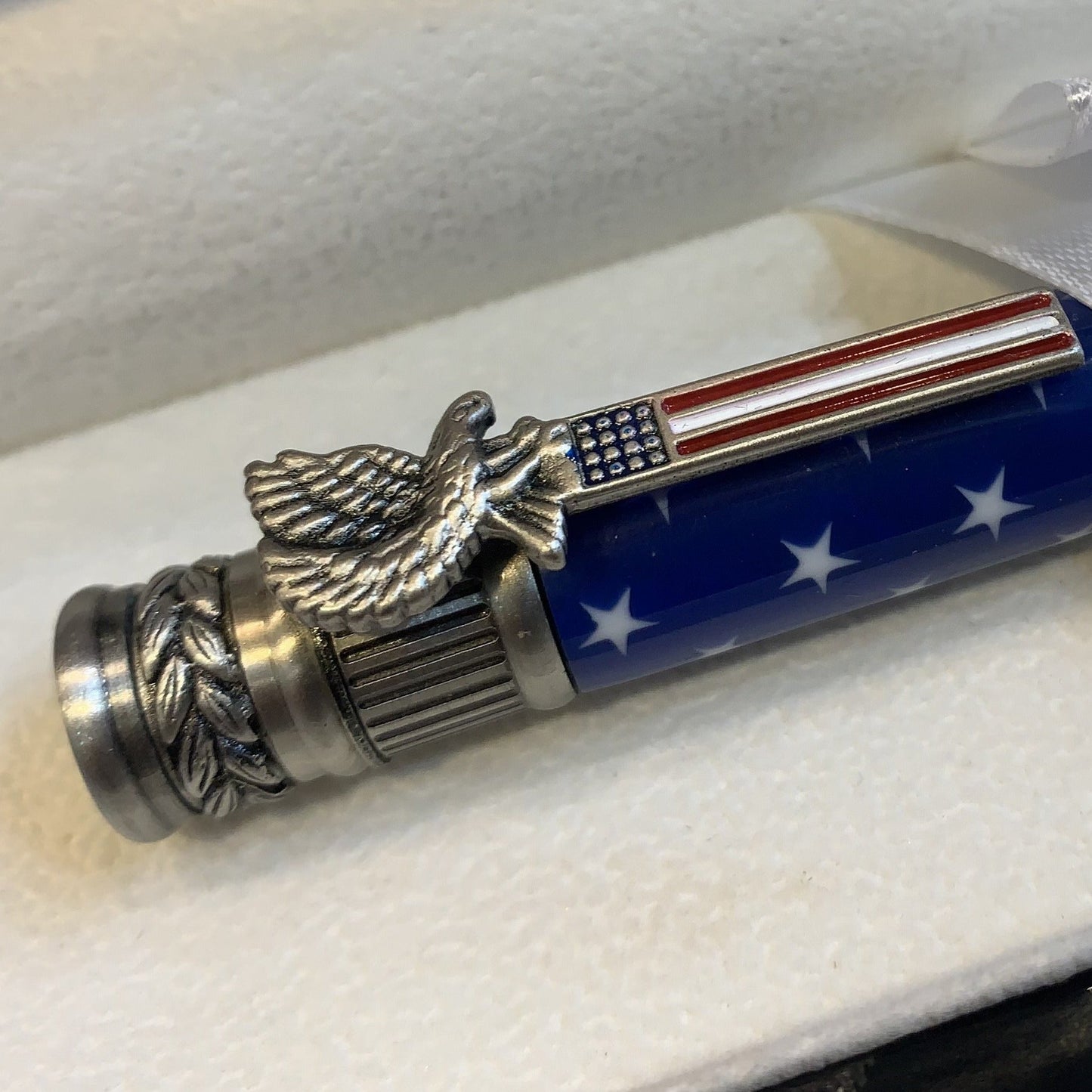 AFFN Gift | Bespoke Luxury Pens | Patriotic American Flag Ball Point Pen | Custom Presentation Box | 2022