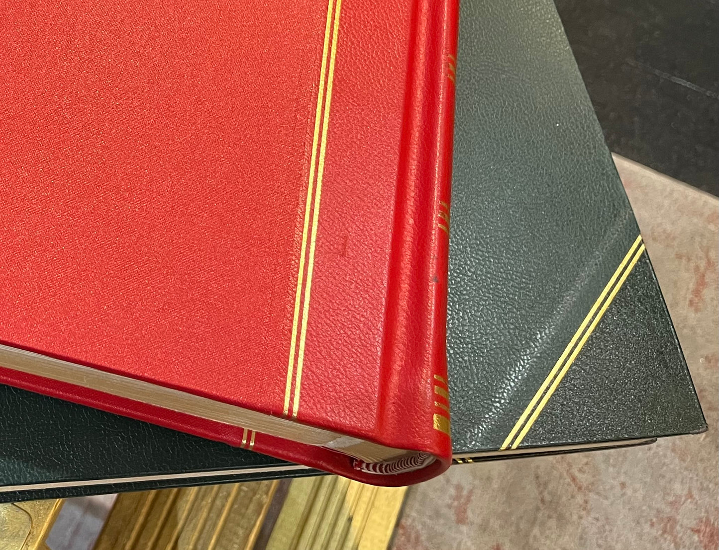 Leatherbound Photo Album | Thick Card Pages | 10" x 13" | Horizontal | PA3A
