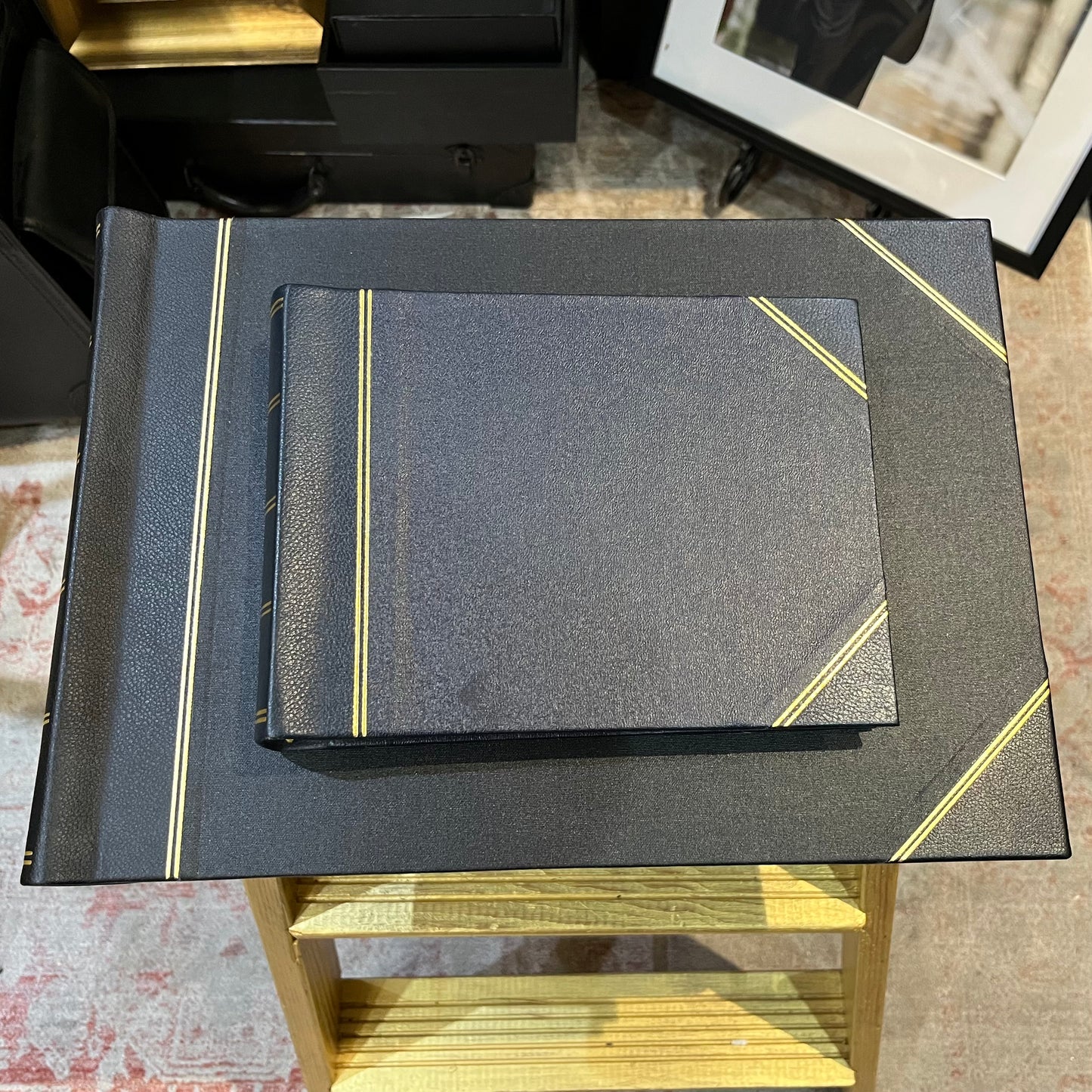 Leatherbound Scrapbook | Photo Album | Flexible Pages With Glassine Protective Sheets | 10" x 14" | Horizontal | No.PA1B