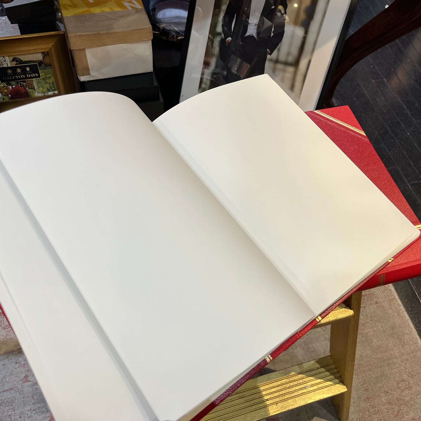 Leatherbound Scrapbook | Photo Album | Vertical | Flexible Pages | 16.5" x 11.5" | No.PA2B