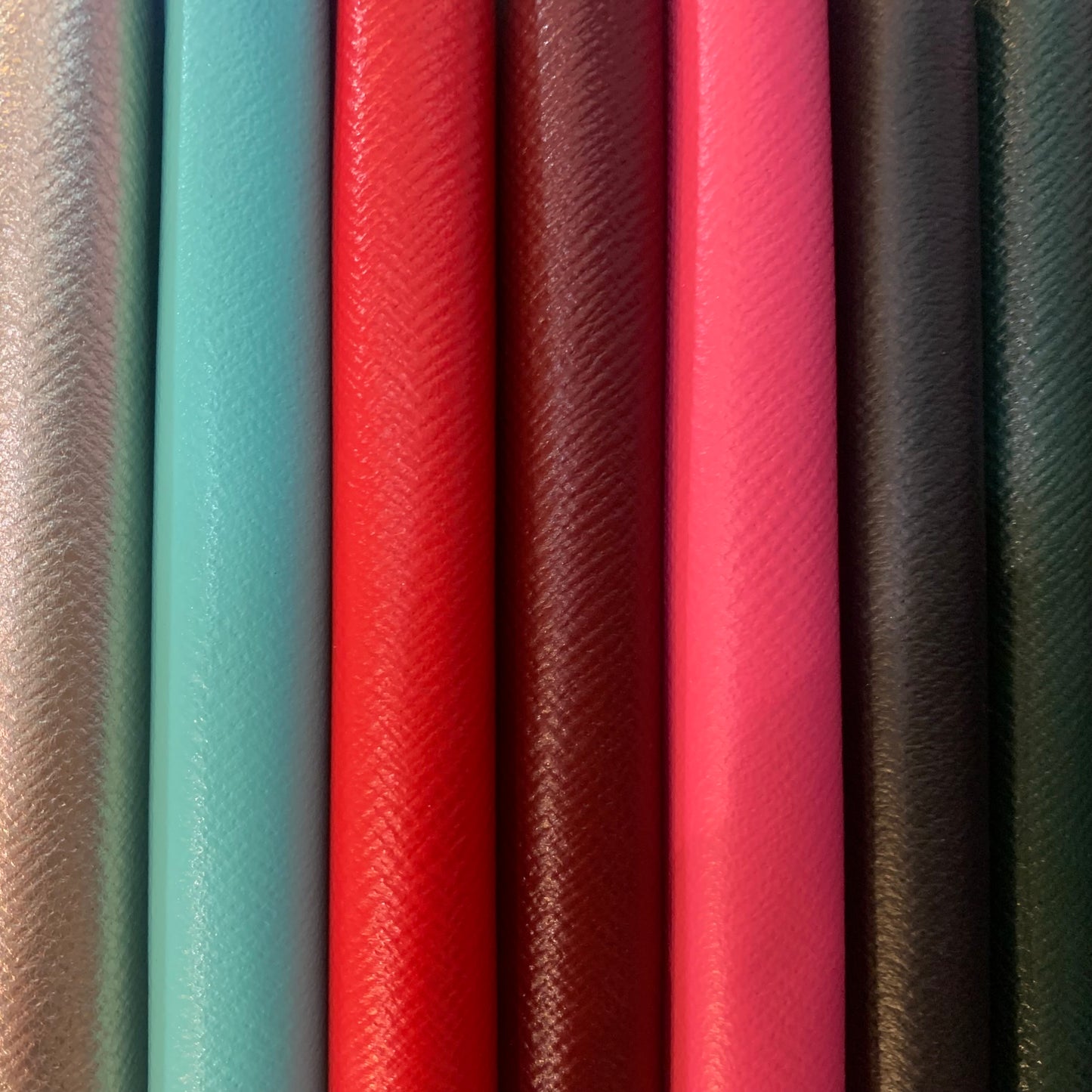Refillable Notebook | 8 by 6 inch | Crossgrain Leather | Silk Lining | Made in England