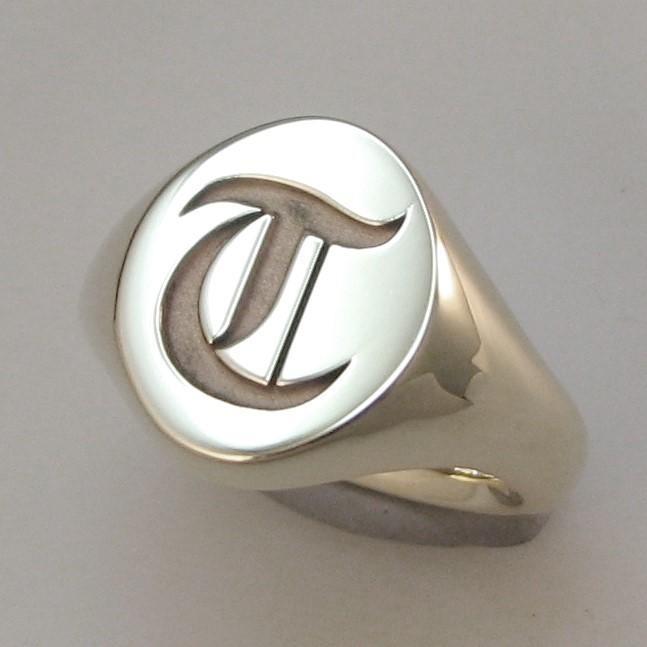 Signet Rings | Custom Family Crest Ring | Antique Production | Premium Quality | Hand Engraving | Sterling and Burke | Washington DC-Signet Ring-Sterling-and-Burke