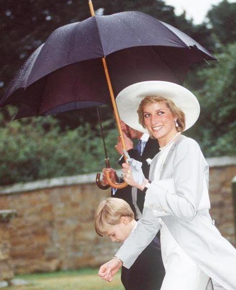 The Diana Umbrella | A Ladies Royal Umbrella | Solid Shaft Maple | Black Canopy | Gold Collar | Finest Quality | Made in England | Sterling and Burke Umbrellas-Ladies Umbrella-Sterling-and-Burke