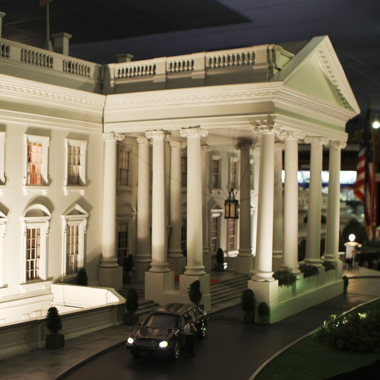 White House Architectural Sculpture | Custom Whites House Plaster Model | High Quality Detail | Made in England | Timothy Richards-Desk Accessory-Sterling-and-Burke
