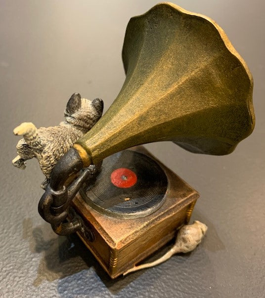Cat Gramophone | Viennese Bronze