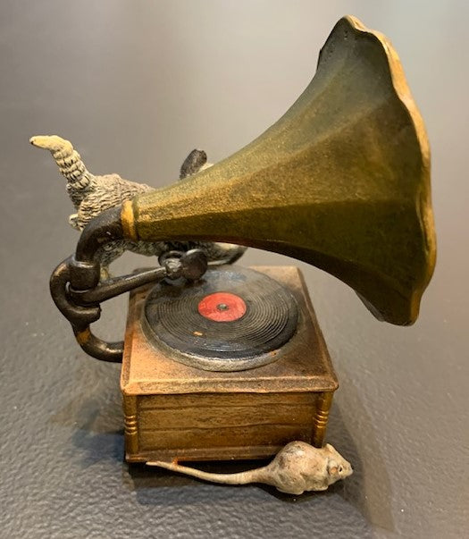 Cat Gramophone | Viennese Bronze