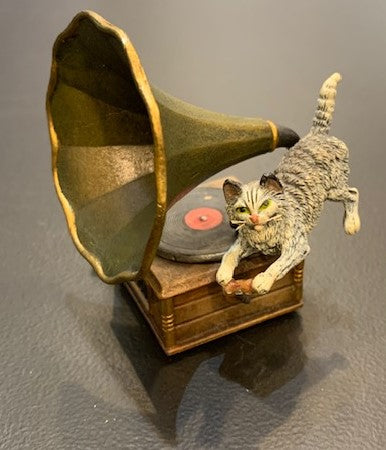 Cat Gramophone | Viennese Bronze