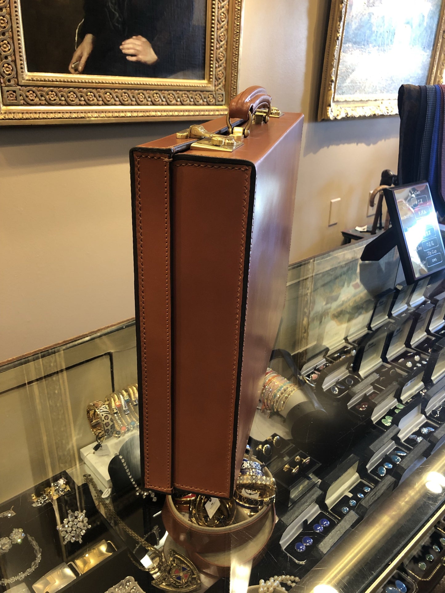 3.5 Inch Lid Over Body Attache Case, BESPOKE | Hand Stitched | English Bridle Leather | Sterling and Burke-Attache-Sterling-and-Burke