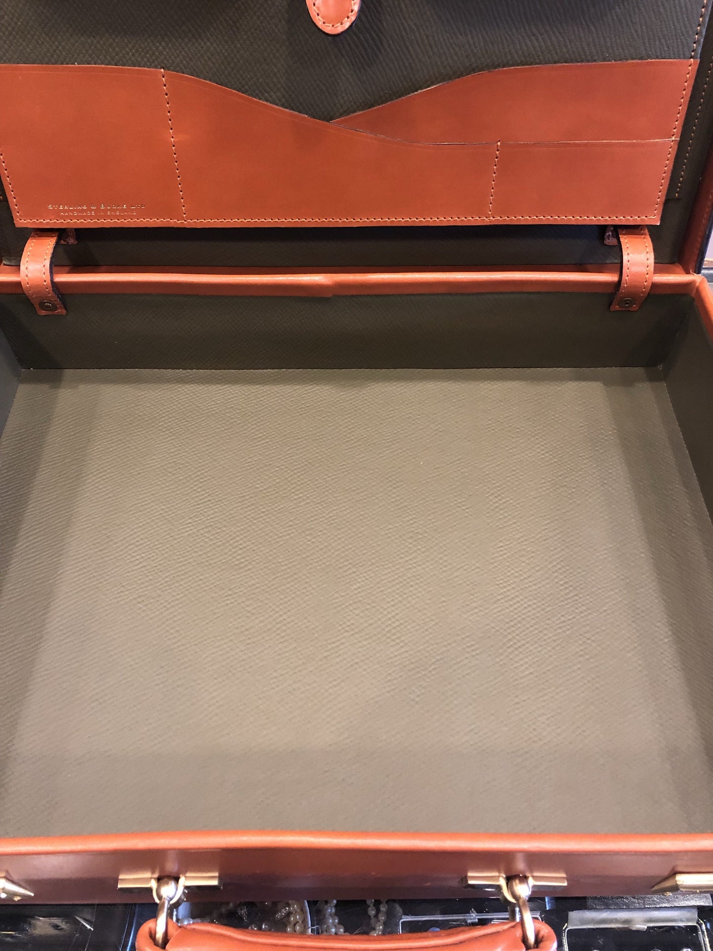 3.5 Inch Lid Over Body Attache Case, BESPOKE | Hand Stitched | English Bridle Leather | Sterling and Burke-Attache-Sterling-and-Burke