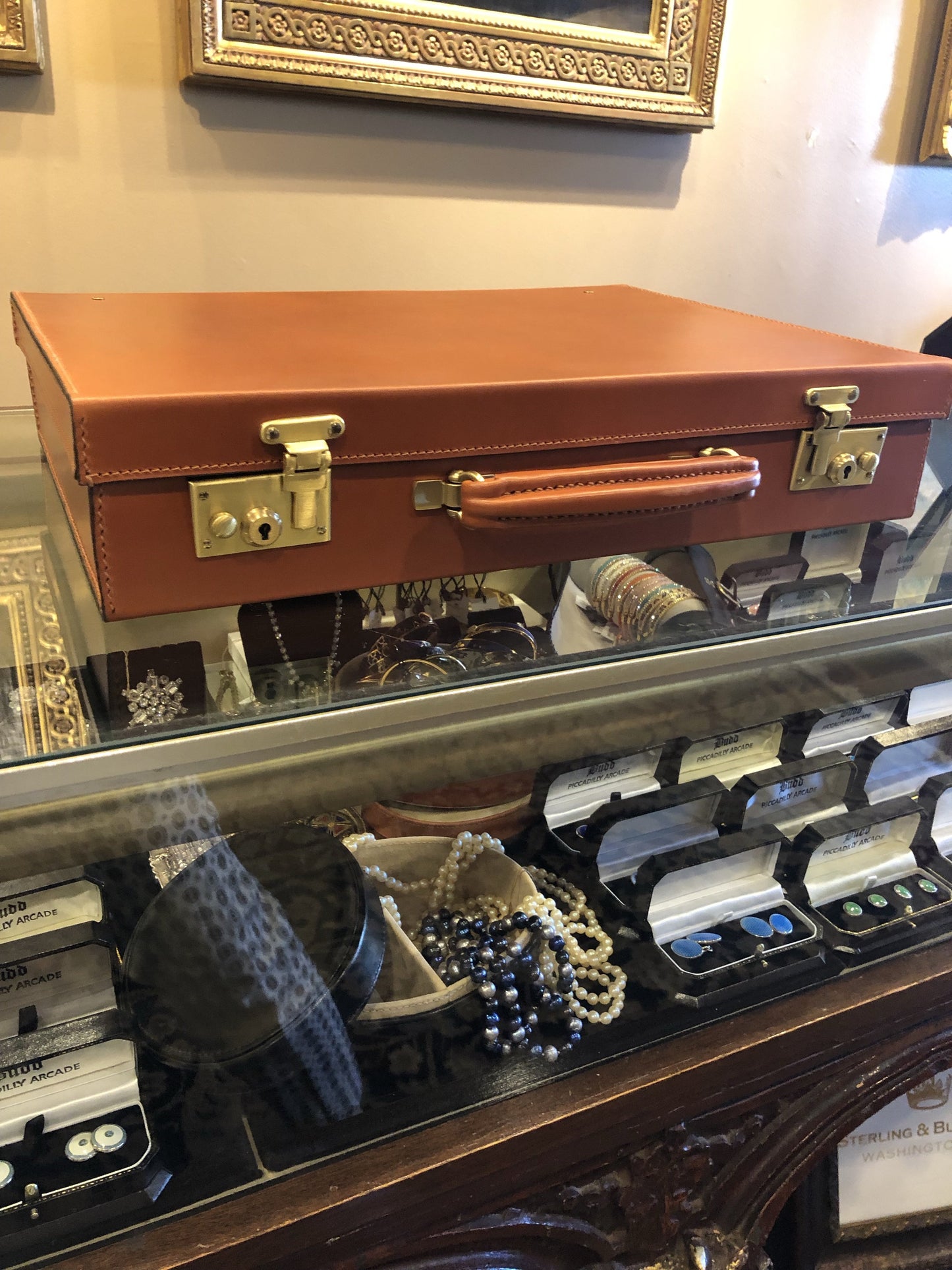 3.5 Inch Lid Over Body Attache Case, BESPOKE | Hand Stitched | English Bridle Leather | Sterling and Burke-Attache-Sterling-and-Burke