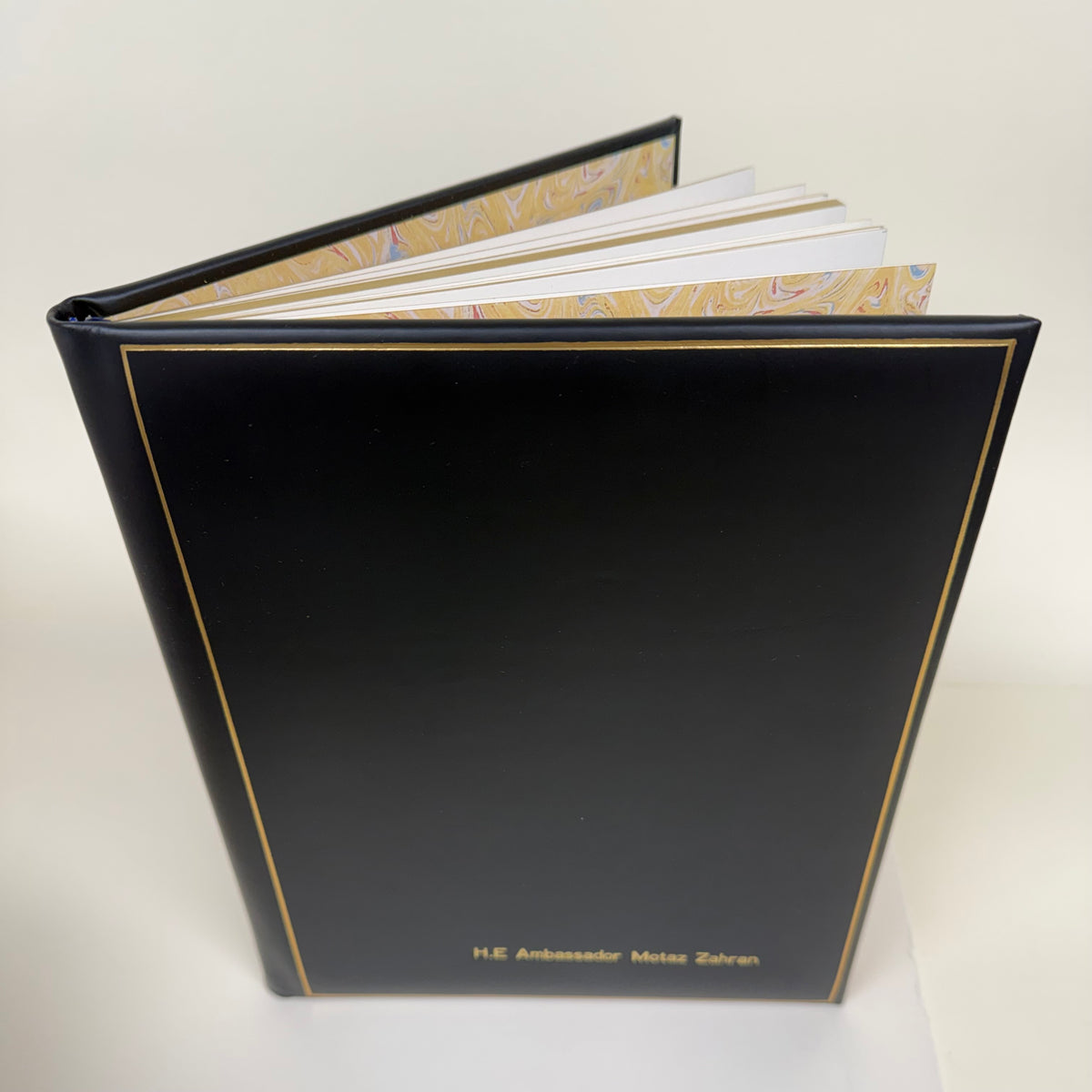 LEAGUE OF ARAB STATES | 2026 | Ambassador Gift | Writing Instrument, Leather Card Holder & Luxury Journal