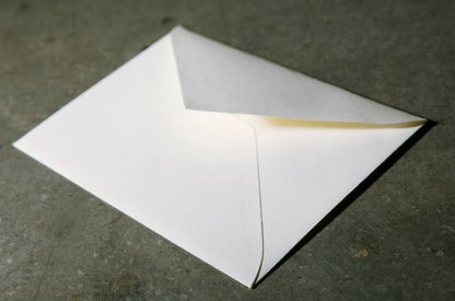 Ambassador Envelopes | A6 6.5 by 4.75 inches | Great Seal Engraved in Gold with Text Embossed