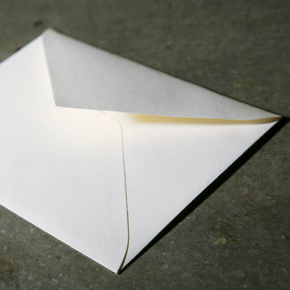 Ambassador Envelopes | A6 6.5 by 4.75 inches | Great Seal Engraved in Gold with Text Embossed