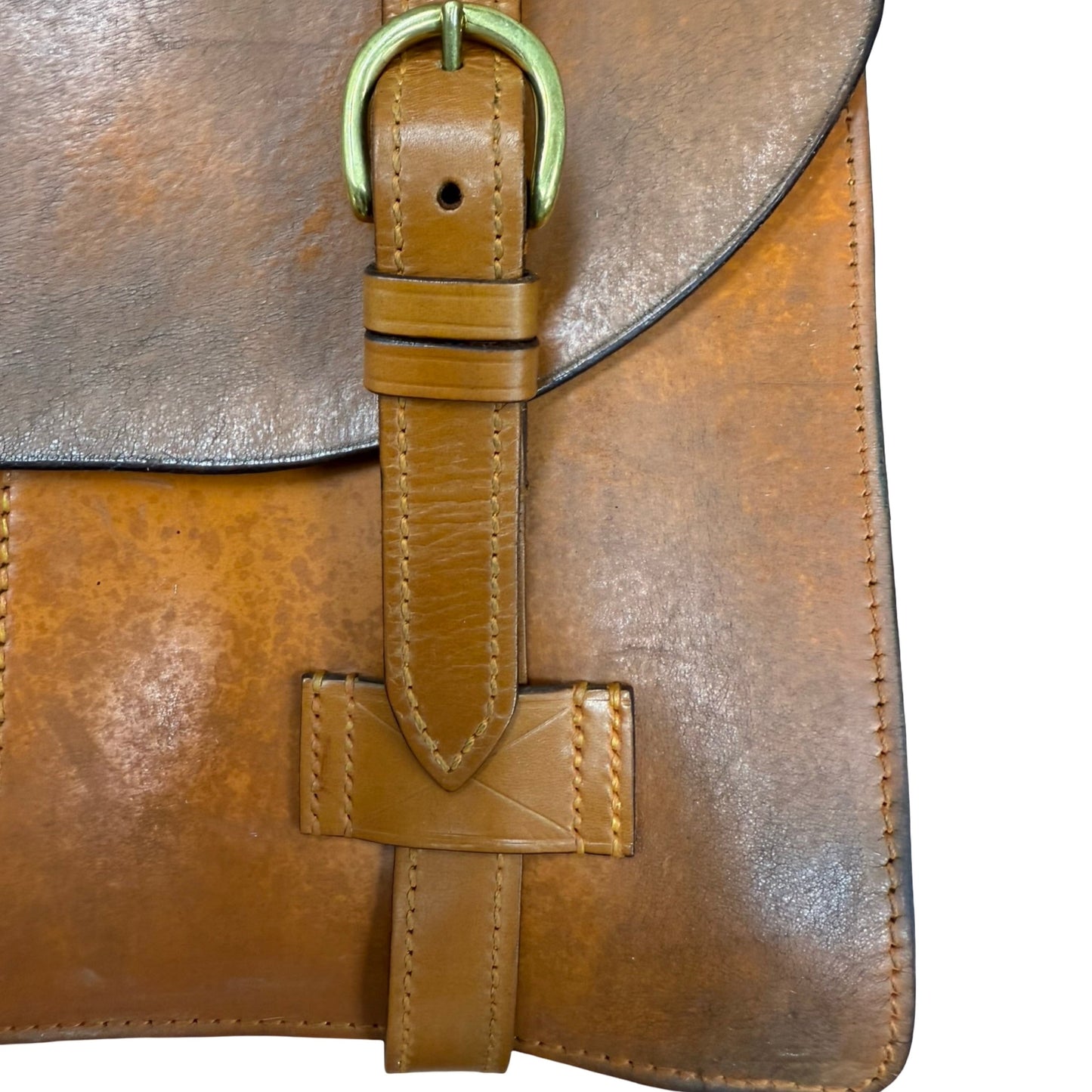 Gavin: Referbishment Triple Gusset Strap Around Dispatch Case