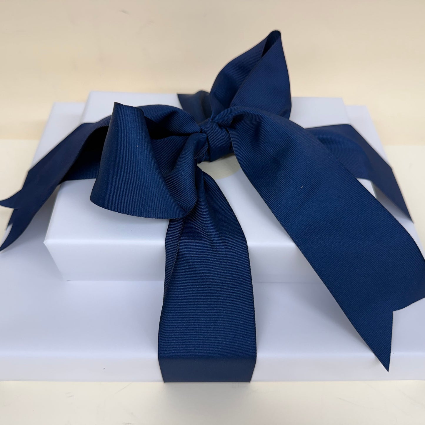 GIFT | Black Crossgrain Leather Notebooks and Pen | Charing Cross Ltd. | Elegant Presentation