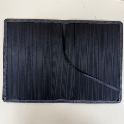GIFT | Black Crossgrain Leather Notebooks and Pen | Charing Cross Ltd. | Elegant Presentation
