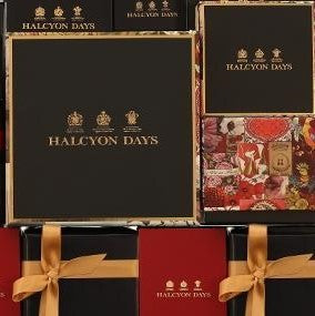 Halcyon Days Christmas Music Box | Christmas Lights Musical Enamel Box
