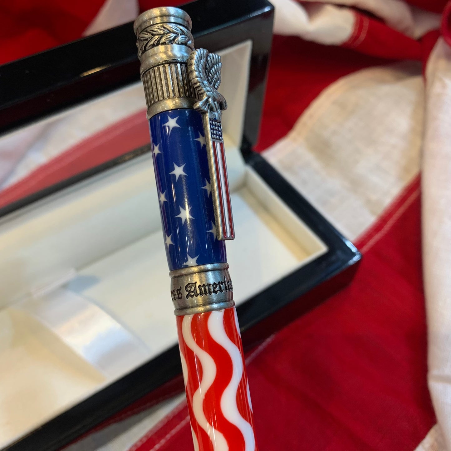 Bespoke Luxury Pens | Patriotic American Flag Ball Point Pen | THE AMERICAN FLAG BALL POINT PEN
