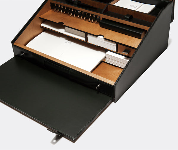 Pineider Travel Desk | Bespoke Luxury | Finest Calf Leather Travel Desk | Made in Italy