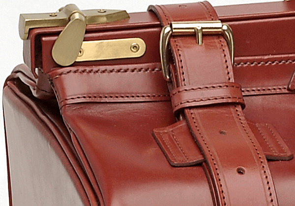 Classic Gladstone Bag | Kit Bag in English Bridle Leather | Hand Stitched in England | Deposit for Bespoke Production