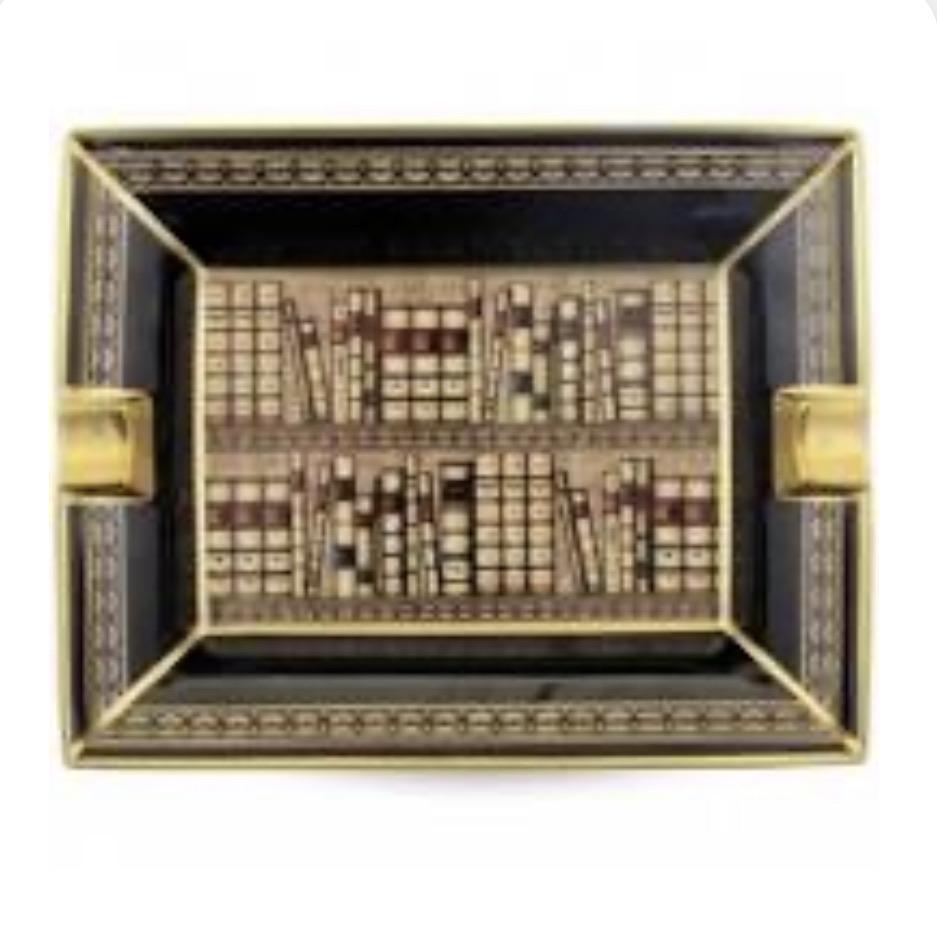 Halcyon Days Library Ashtray in Black and Gold-Ash Tray-Sterling-and-Burke
