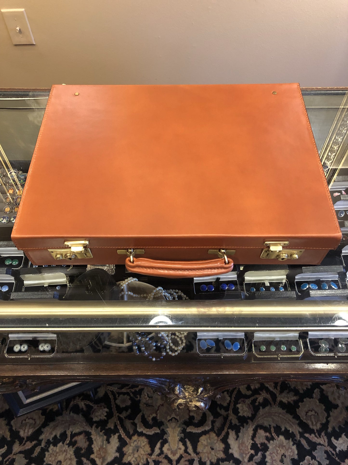3.5 Inch Lid Over Body Attache Case, BESPOKE | Hand Stitched | English Bridle Leather | Sterling and Burke-Attache-Sterling-and-Burke